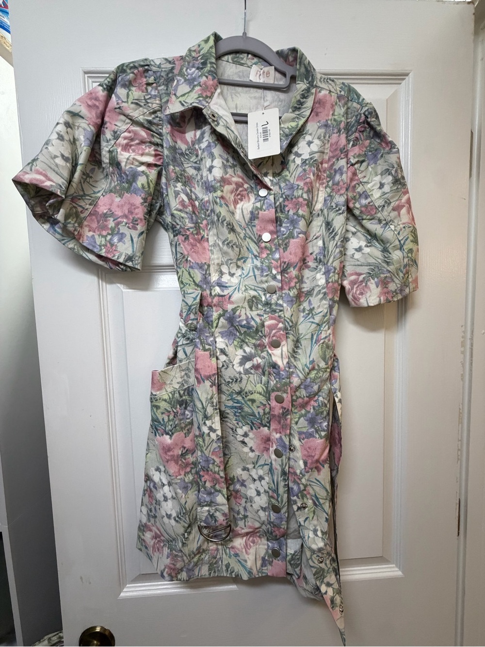 Floral Button-Front Shirt Dress in Pastel Pink & Green